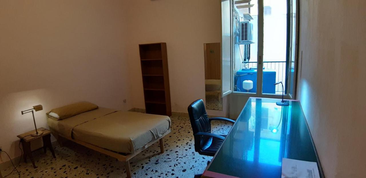 Stanza Privata In Appartamento Per Smart Working, Digital Nomads O Coliving Palermo Exterior foto